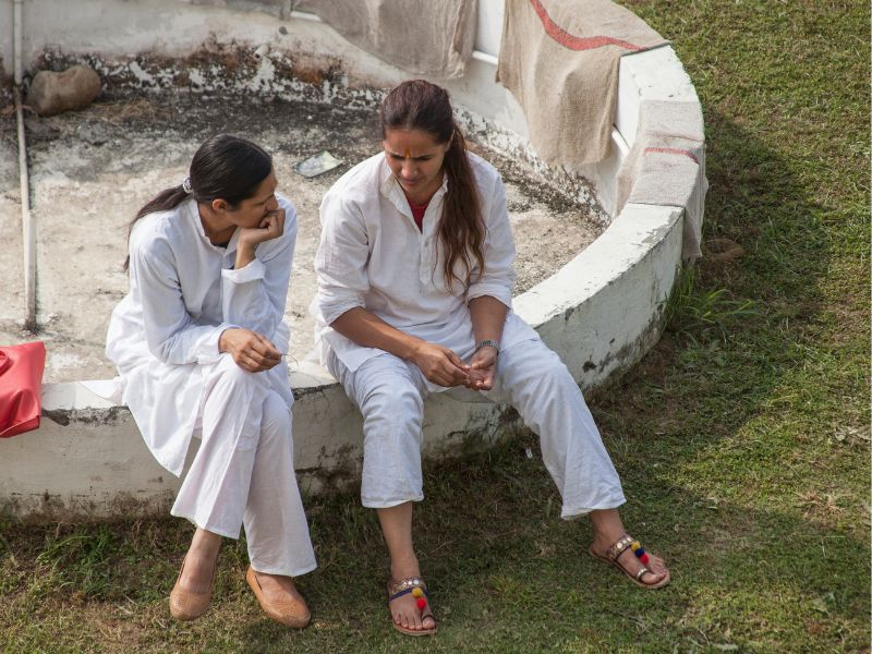 Where Should a Complete Beginner Start Yoga? The Honest Answer No One Gives blog img 800x600